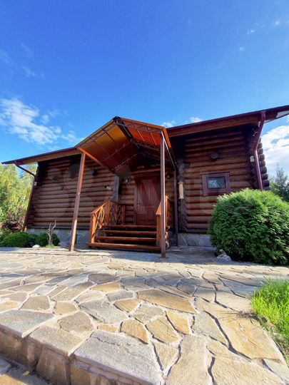 Дом 216 м² на участке 15 сот.