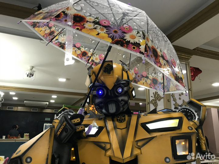 Робот бамблби