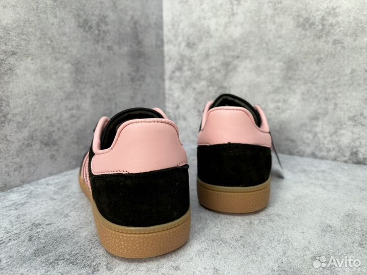 Кроссовки Adidas Wmns Handball Spezial Black Pink