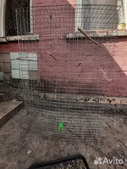 Большая клетка для птиц