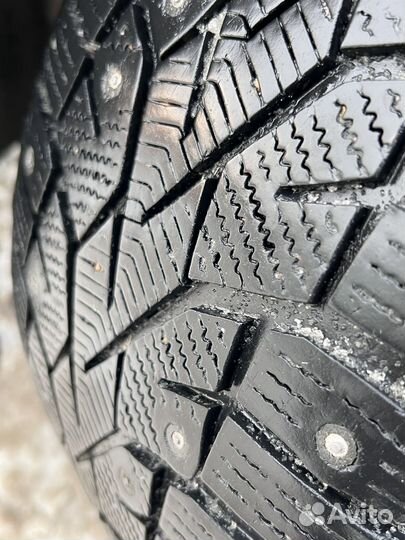 Gislaved NordFrost 100 215/55 R16