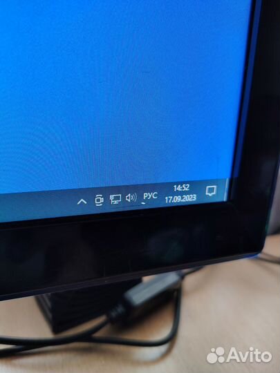 Монитор Samsung 21.5