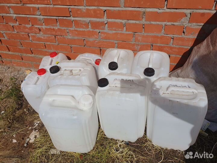 Канистра пластиковая