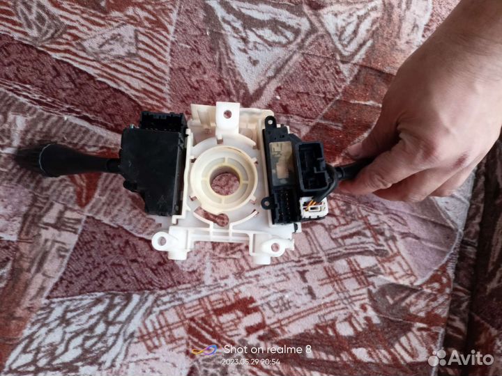 Подрулевой переключатель Спейс стар