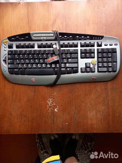 Игровая клавиатура Microsoft