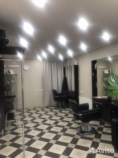 Кресло (рабочее место) для парикмахера