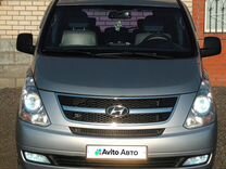 Hyundai Grand Starex 2.5 AT, 2015, 241 000 км, с пробегом, цена 2 300 000 руб.