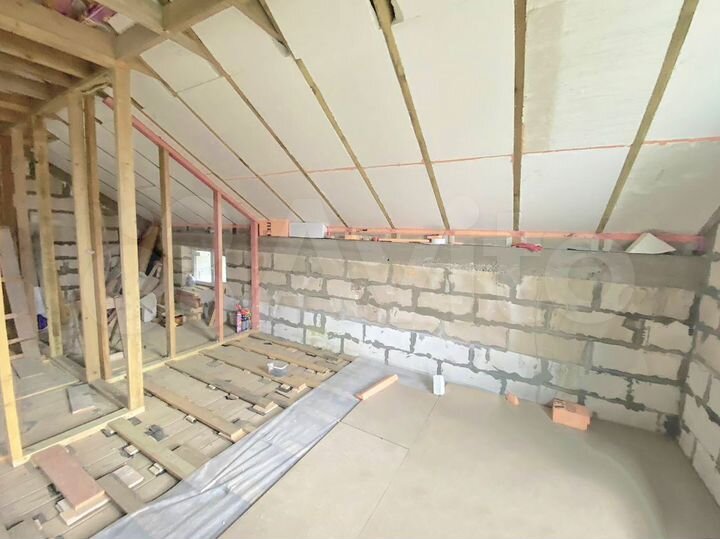 Дом 215,2 м² на участке 10 сот.