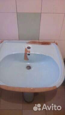 Раковина на пьедестале