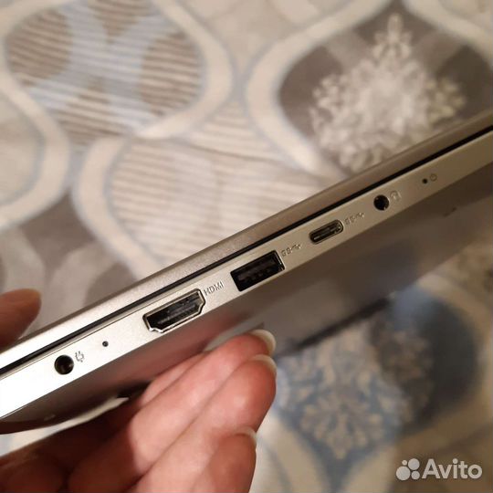 Ноутбук Lenovo Ideapad 320S