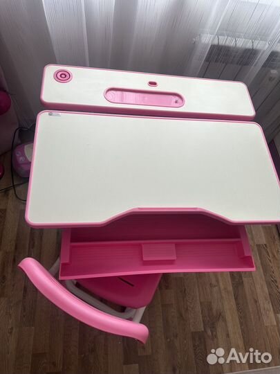 Растущая парта и стул Rifforma