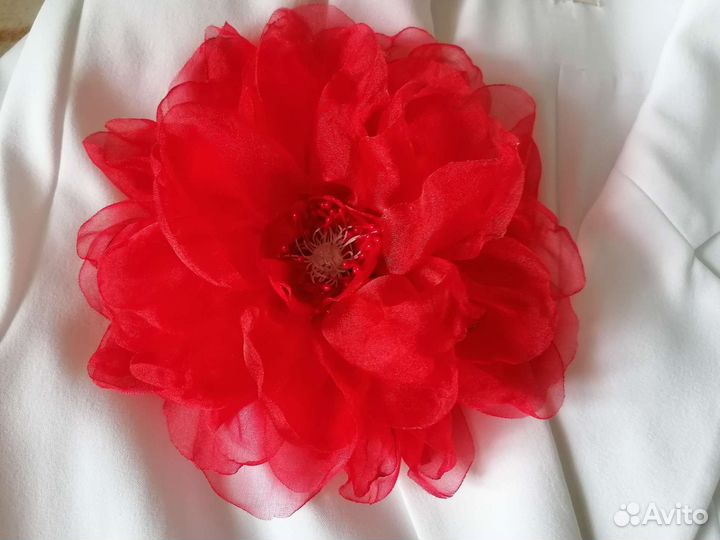 Брошь 3 D цветок