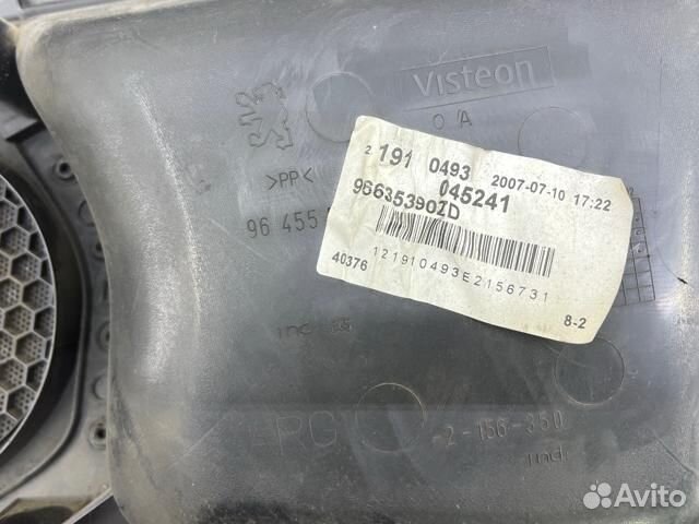 Обшивка боковой двери задняя левая Peugeot 407