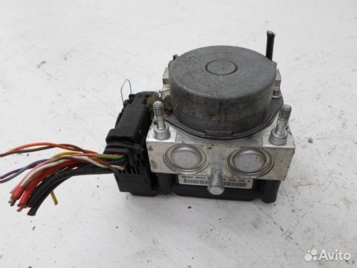 Б/У Б/У Блок ABS 8200756092 renault