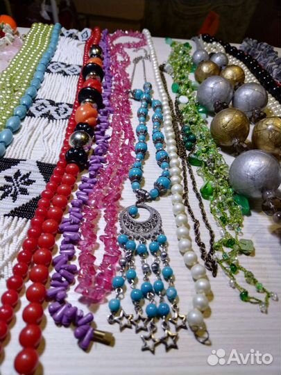 Бусы, колье, браслеты, подвески, кольца