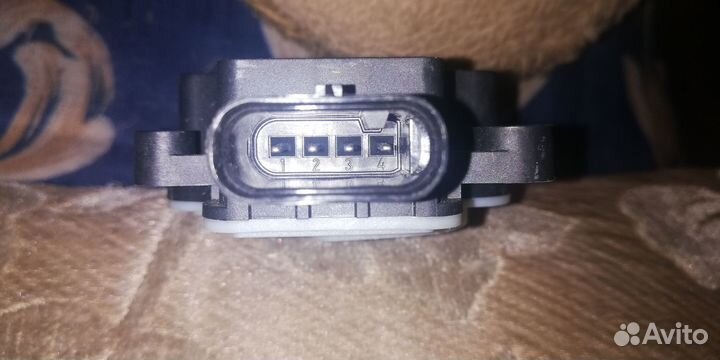 95B965501AA Сервопривод жалюзей радиатора VAG