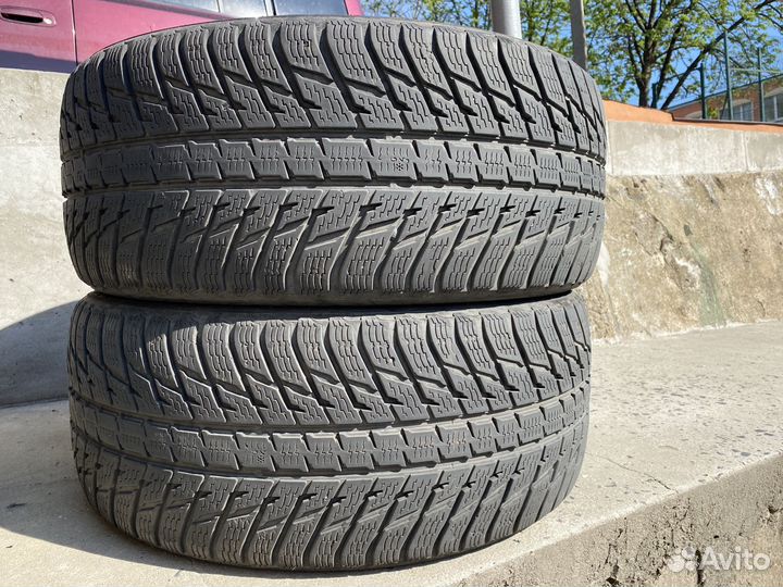 Nokian Tyres WR SUV 3 265/45 R20 и 295/40 R20