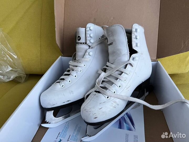 Коньки фигурные детские Nordway Alice 33 размер