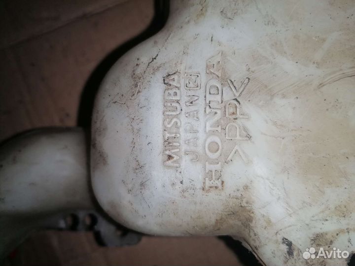 Бачок стеклоомывателя Honda Civic 5