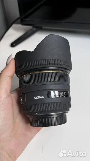 Объектив sigma 50mm 1.4