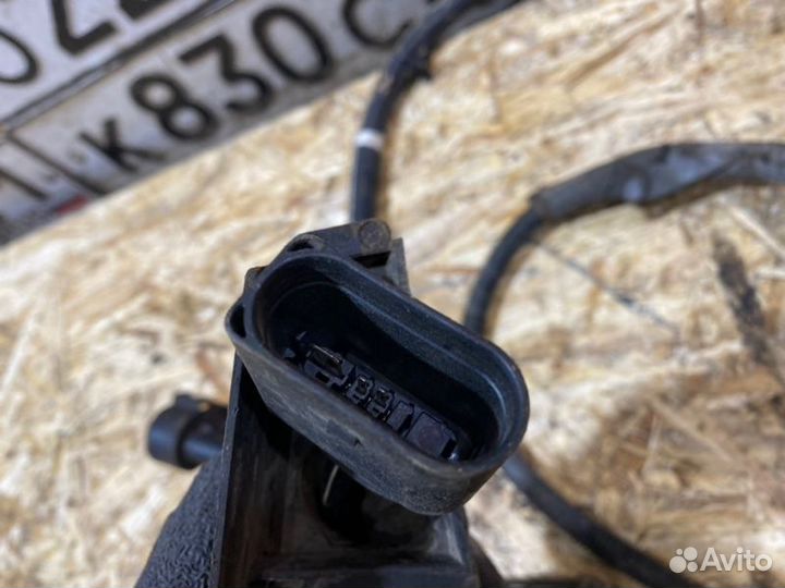 Проводка генератора Audi A5 купе 2.0 2010