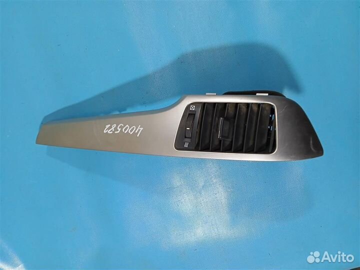 Накладка декоративная (на торпела центральная с д