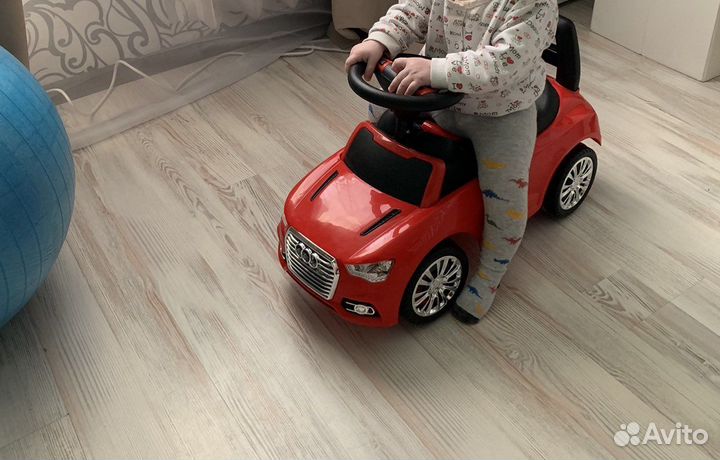 Машинка-каталка