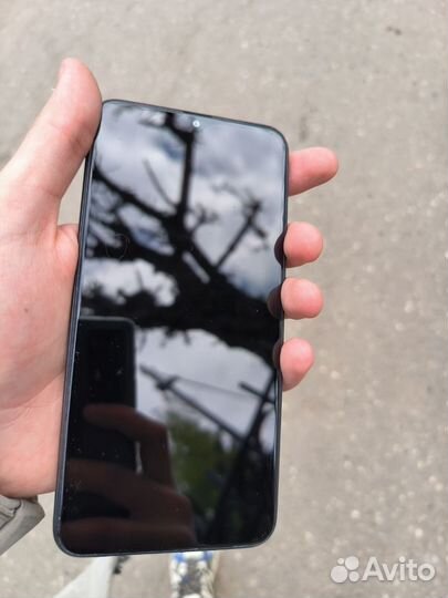 Samsung Galaxy A10, 2/32 ГБ