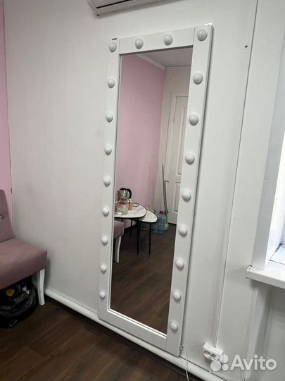 Гримерное зеркало