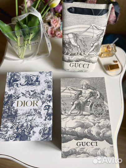 Брендовые коробки, пакеты