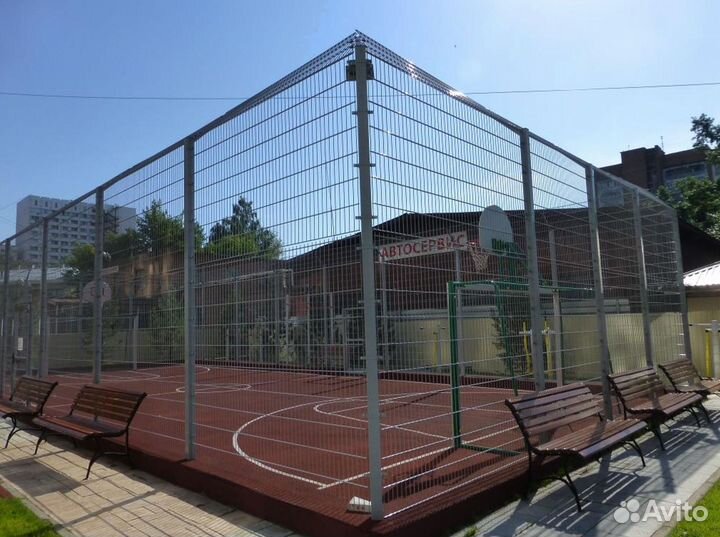 Забор гиттер спорт площадка