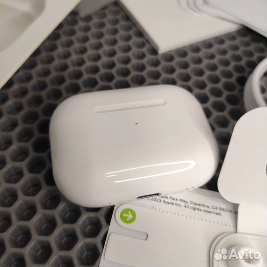 Беспроводные наушники AirPods pro 2 Gen