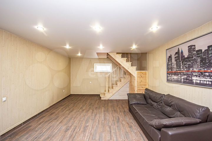 Коттедж 350,9 м² на участке 11,6 сот.