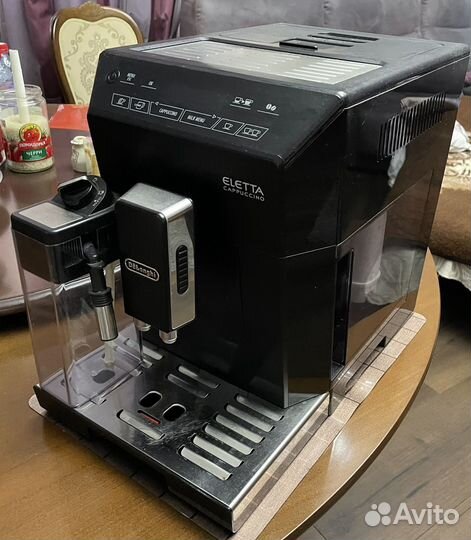 Кофемашина DeLonghi Eletta cappuccino ecam44.664.B