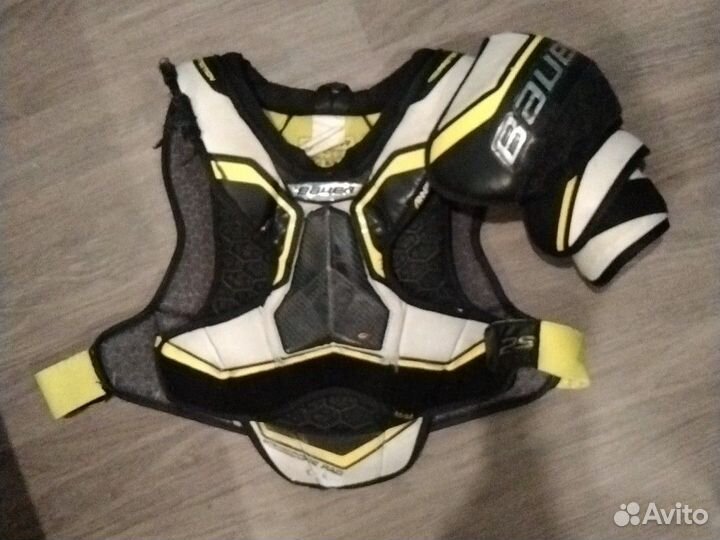 Нагрудник хоккейный sr m