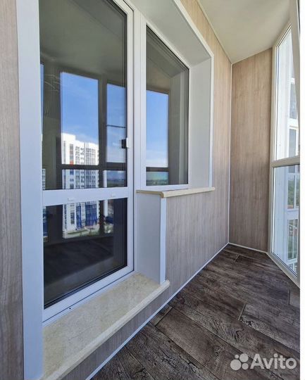 Лоджия/балкон с остеклением и отделкой