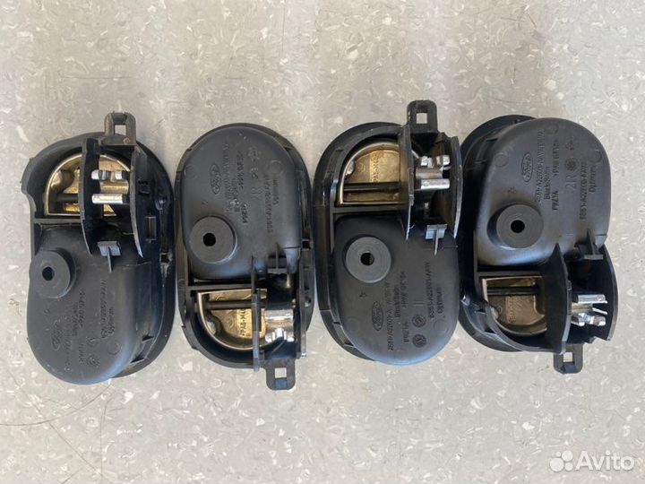 Ручка двери внутренняя Ford Fusion 1.4 2005-2012