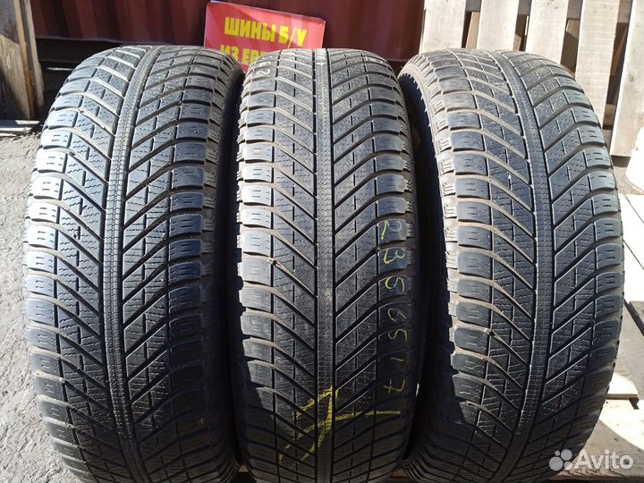 Goodyear Vector 4Seasons 235/65 R17