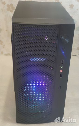 New игров Onix7 /Int X.1240v2 3.8GHz/GTX1650D6/M.2