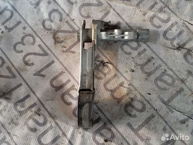 Натяжитель приводного ремня Peugeot 1.6I EP6