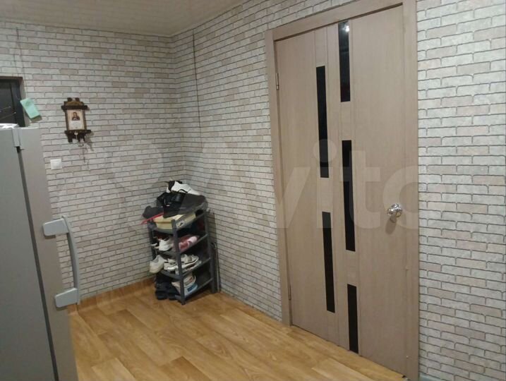 3-к. квартира, 65 м², 1/3 эт.