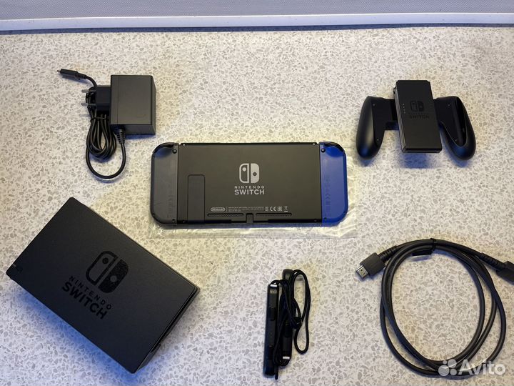 Nintendo Switch + комплект игр