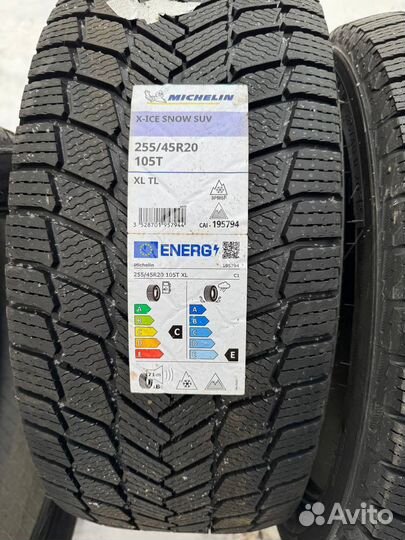 Michelin X-Ice Snow SUV 255/45 R20 и 285/40 R20 108H