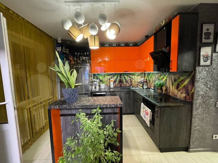 3-к. квартира, 80,9 м², 10/17 эт.