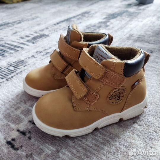 Ботинки демисезонные 24