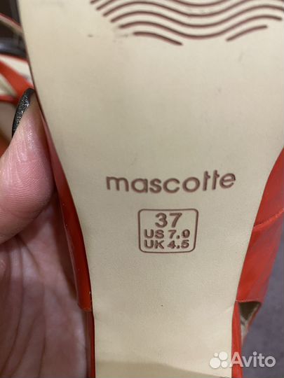 Туфли женские