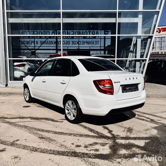 LADA Granta 1.6 МТ, 2022, 42 006 км