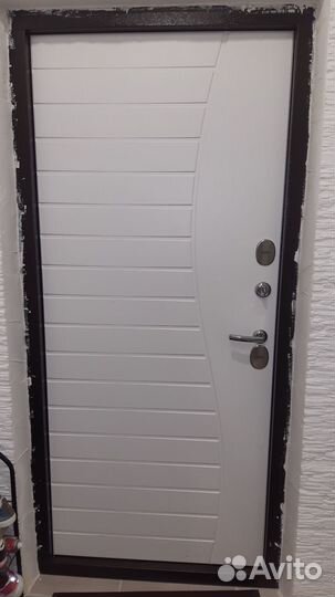 Входная дверь