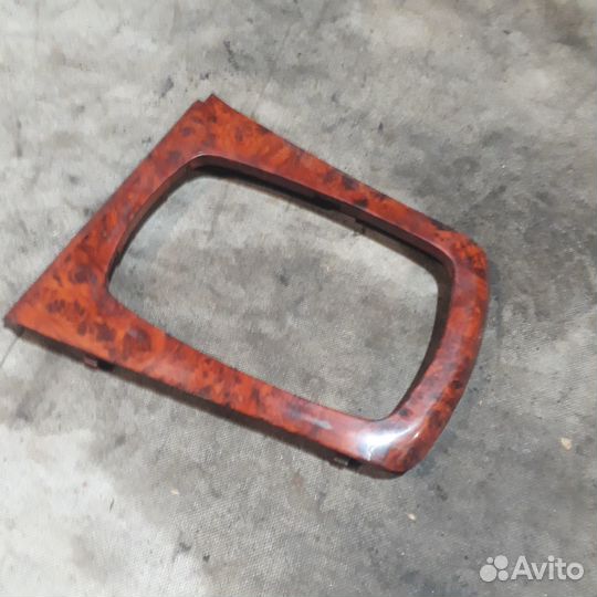 Рамка кулисы Шкода Октавия тур (А4U1)