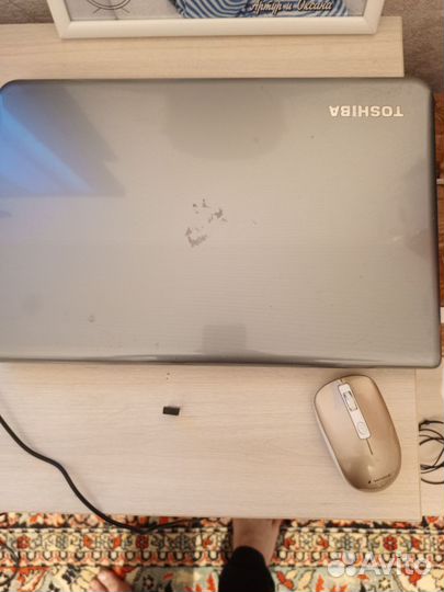Ноутбук toshiba